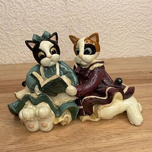 Enesco 1998's Donna Little Cats Figurine Reading My Dairy Cute Ladies Kittens